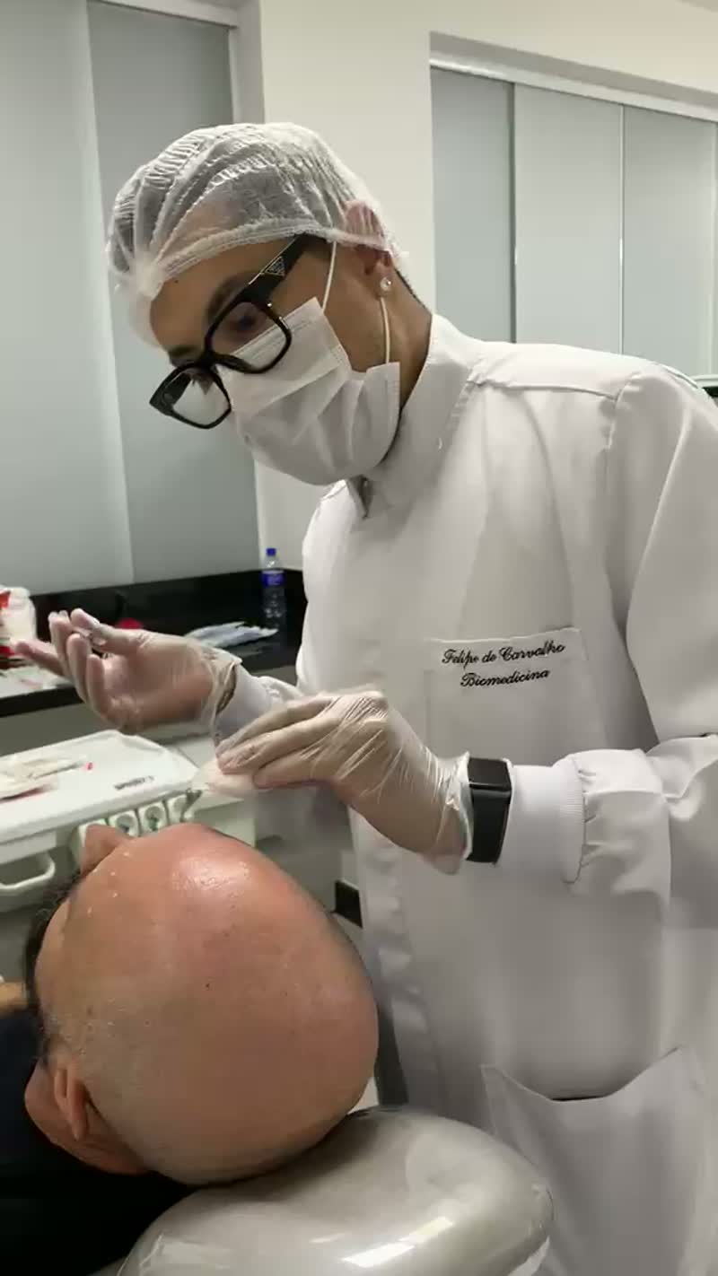 Vídeo de atendimento na ÉLEVÉ Clinic